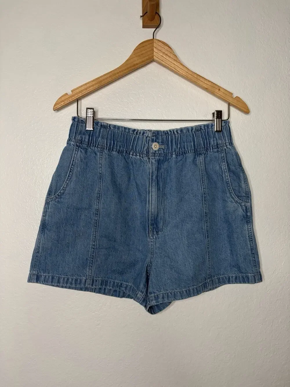 Madewell Denim Pull On Paperbag Short in Bunten Wash Size 27 Casual Chic
